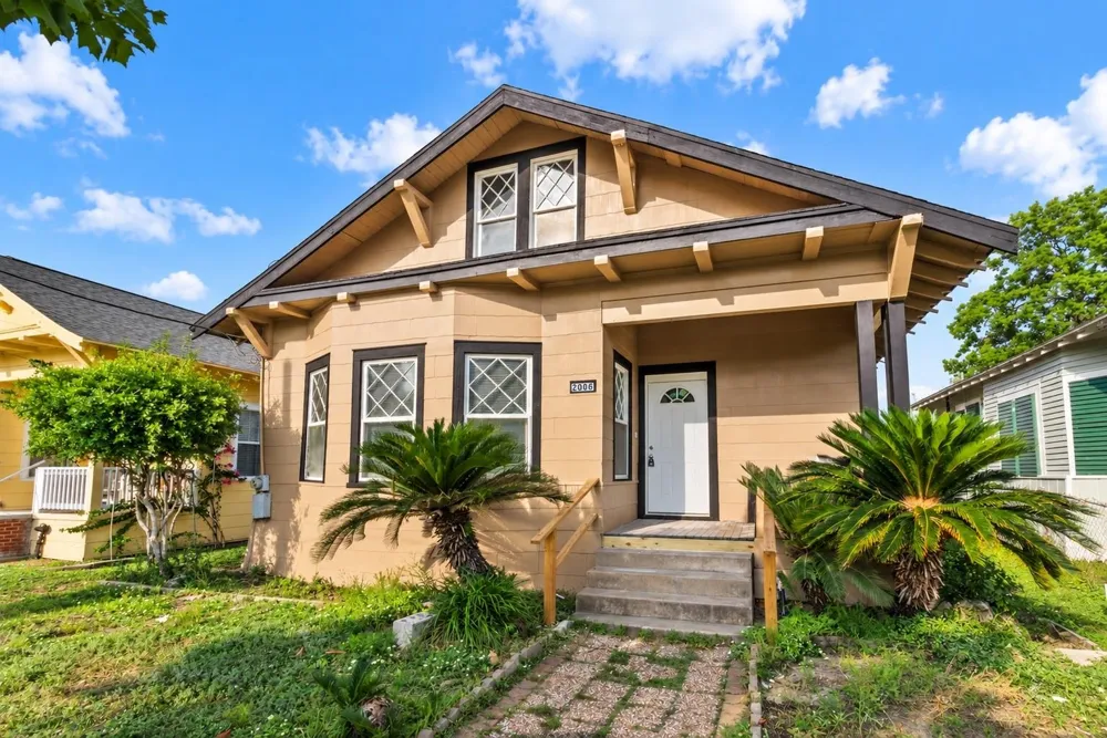 2006 31st Galveston, TX 77550