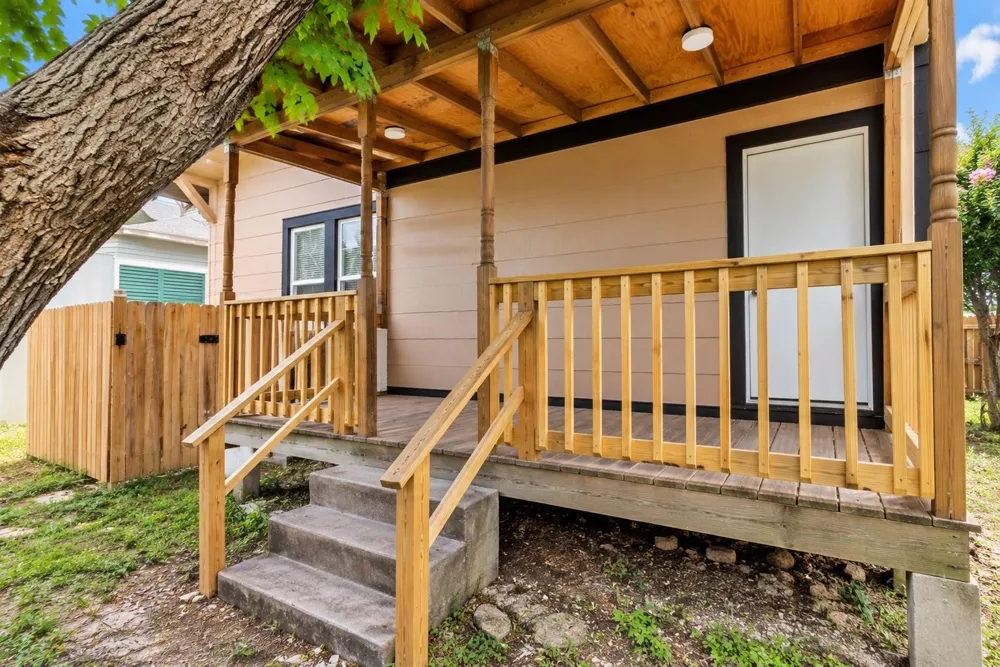 2006 31st Galveston, TX 77550