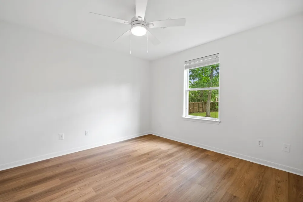 157 Hillside Drive Liberty, TX 77575