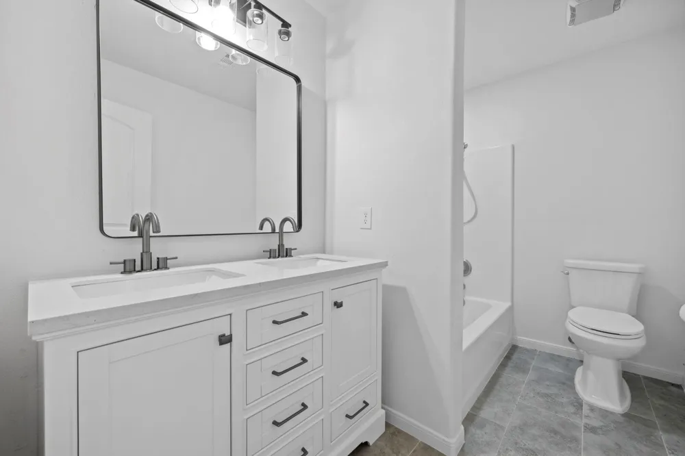 157 Hillside Drive Liberty, TX 77575