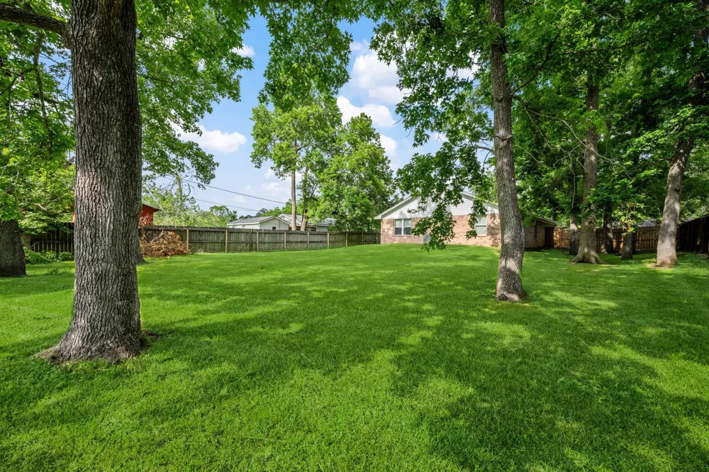 157 Hillside Drive Liberty, TX 77575