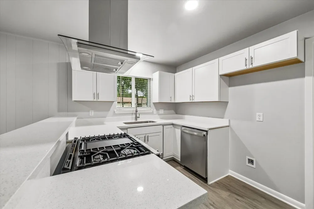 4114 Hill Oak Drive Houston, TX 77092