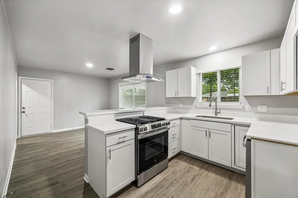 4114 Hill Oak Drive Houston, TX 77092
