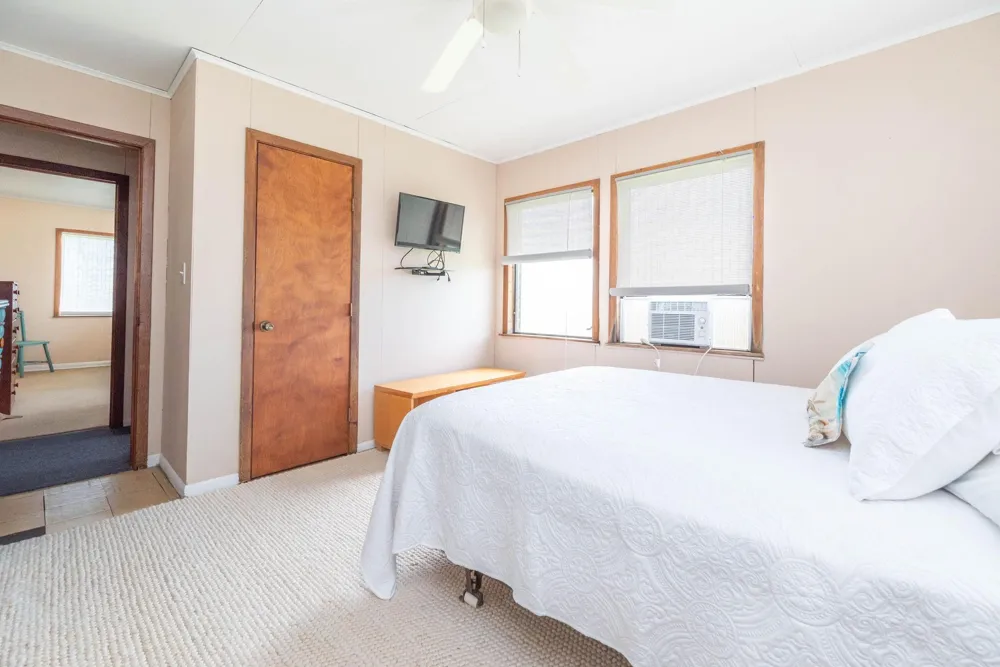 4018 3rd Street Galveston, TX 77554