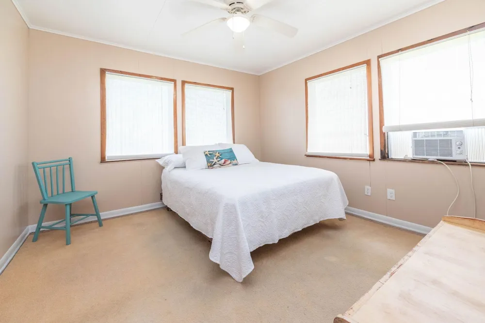 4018 3rd Street Galveston, TX 77554