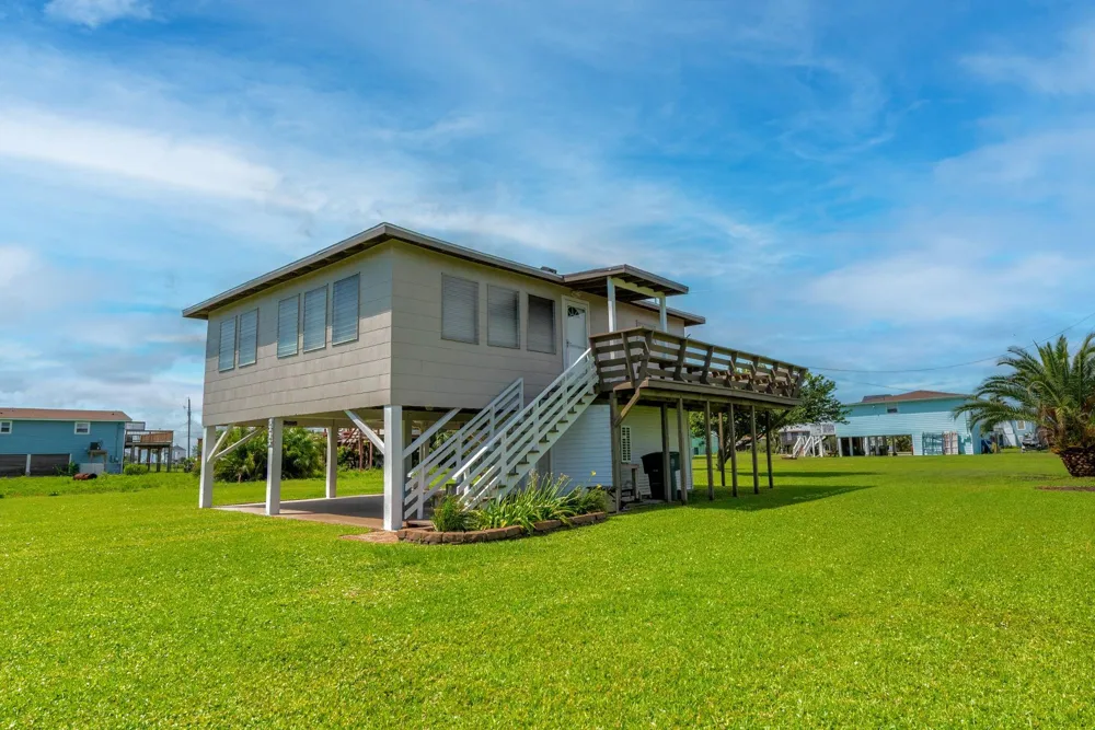 4018 3rd Street Galveston, TX 77554