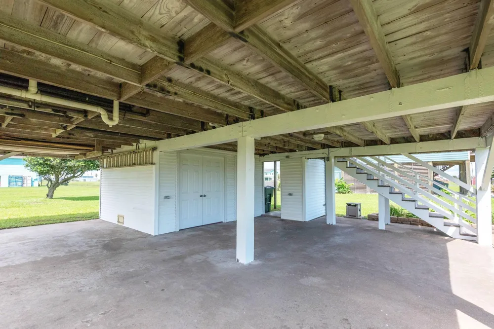 4018 3rd Street Galveston, TX 77554