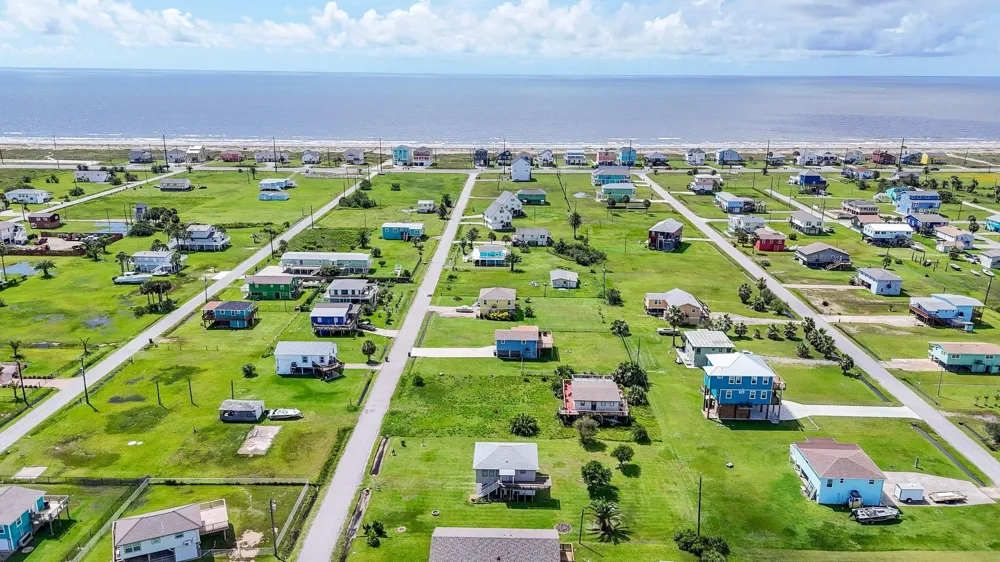 4018 3rd Street Galveston, TX 77554