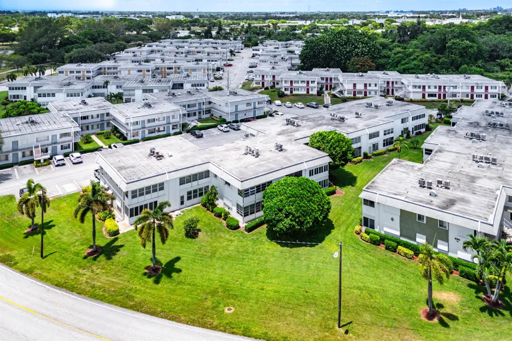 3120 Lake Osborne Drive 