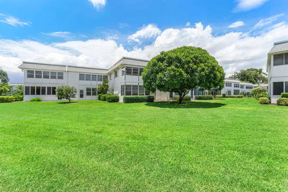 3120 Lake Osborne Drive 