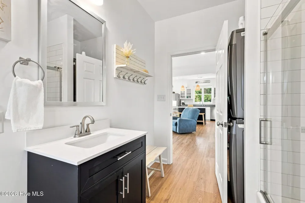 102 Alex Court Emerald Isle, NC 28594