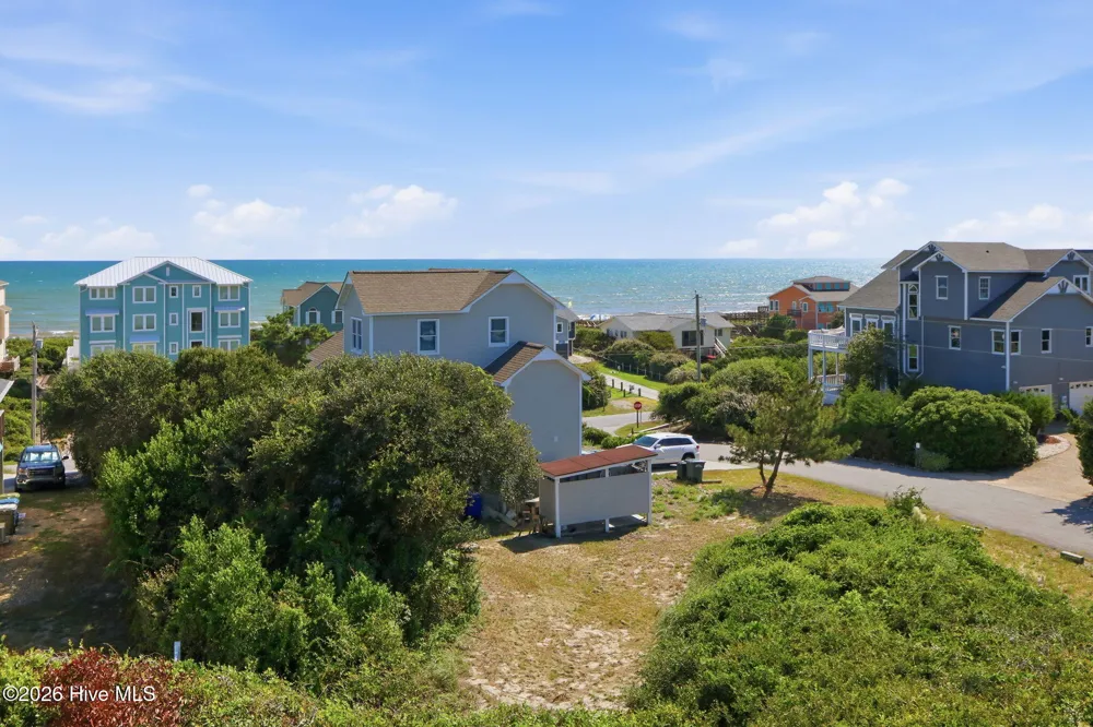 102 Alex Court Emerald Isle, NC 28594