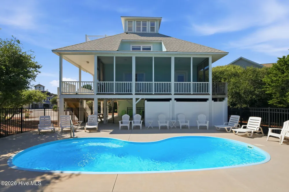 102 Alex Court Emerald Isle, NC 28594