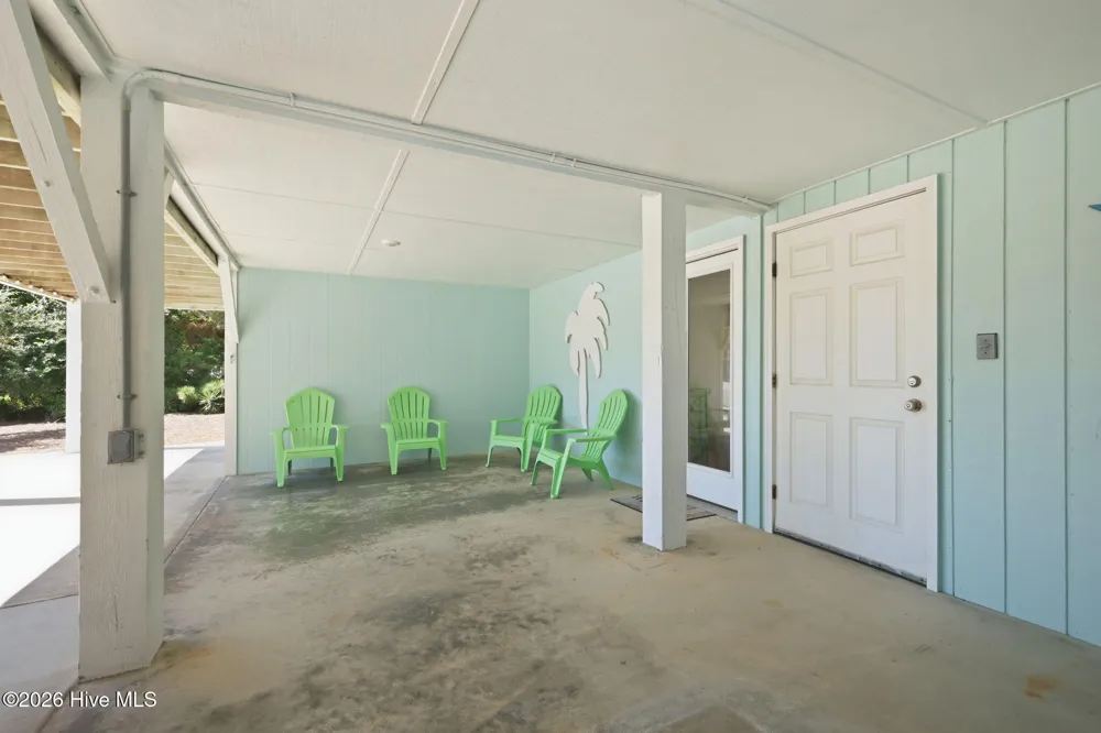 102 Alex Court Emerald Isle, NC 28594