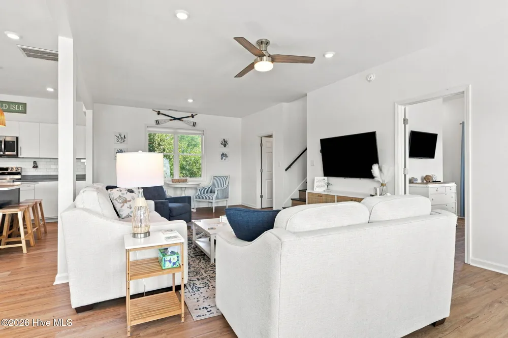 102 Alex Court Emerald Isle, NC 28594