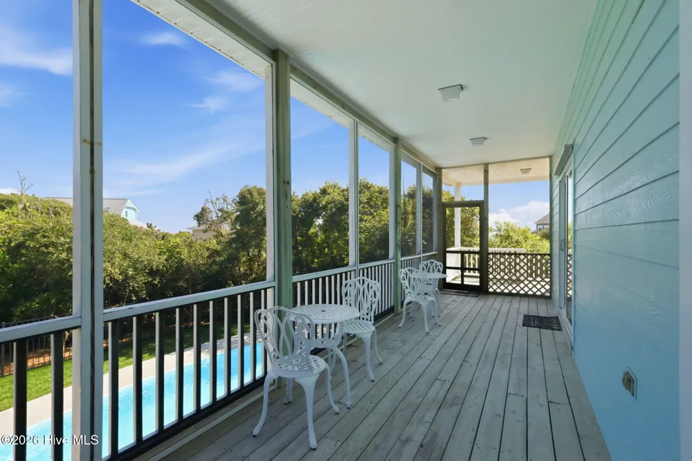 102 Alex Court Emerald Isle, NC 28594