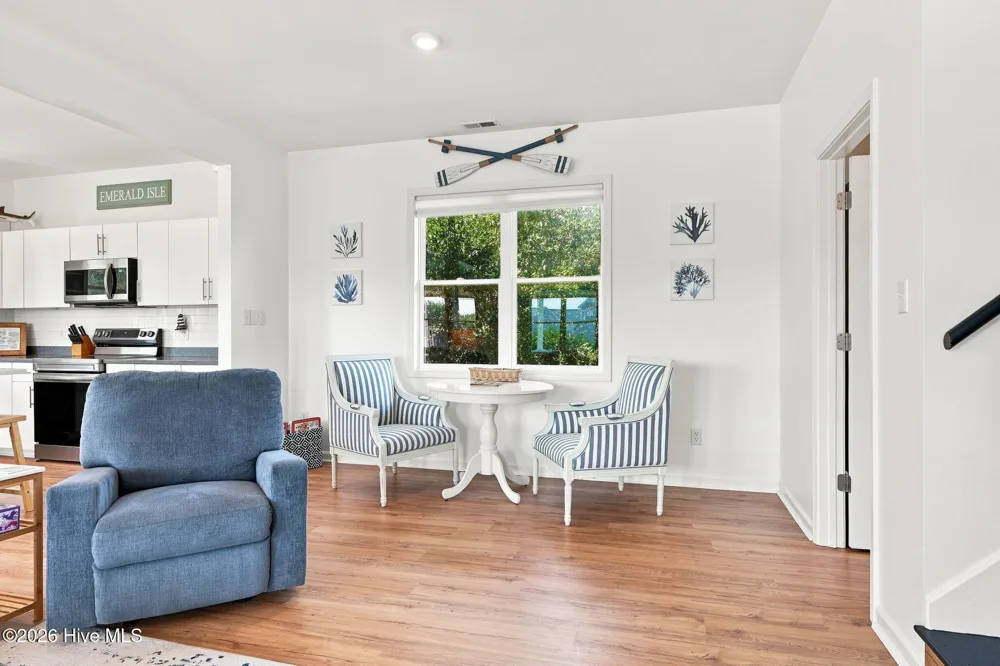 102 Alex Court Emerald Isle, NC 28594