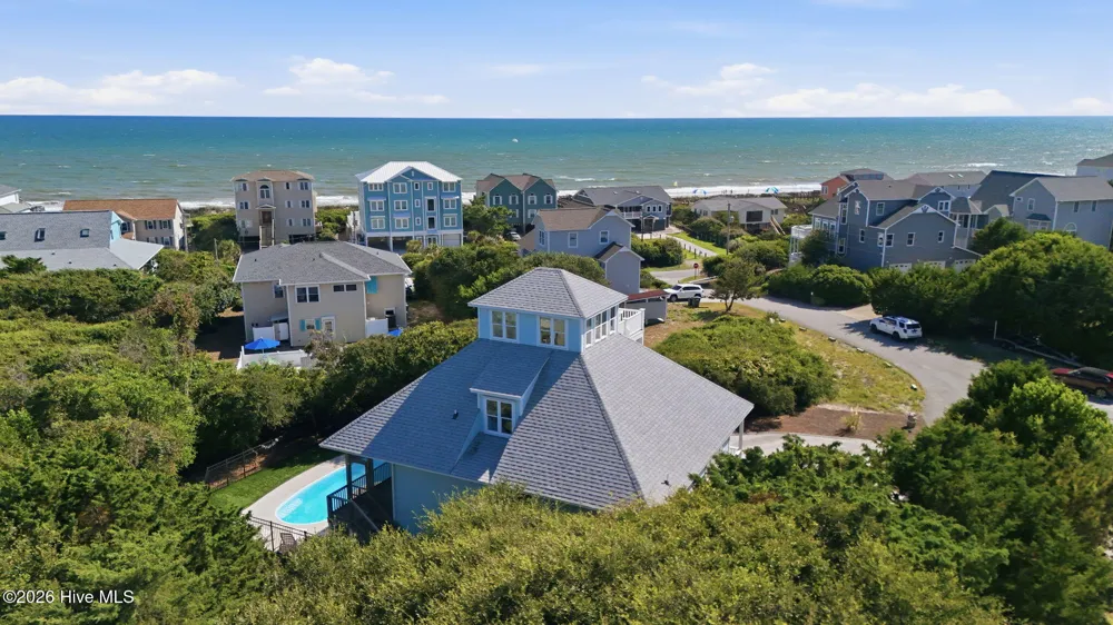 102 Alex Court Emerald Isle, NC 28594
