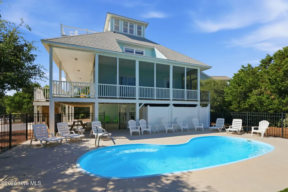 102 Alex Court Emerald Isle, NC 28594