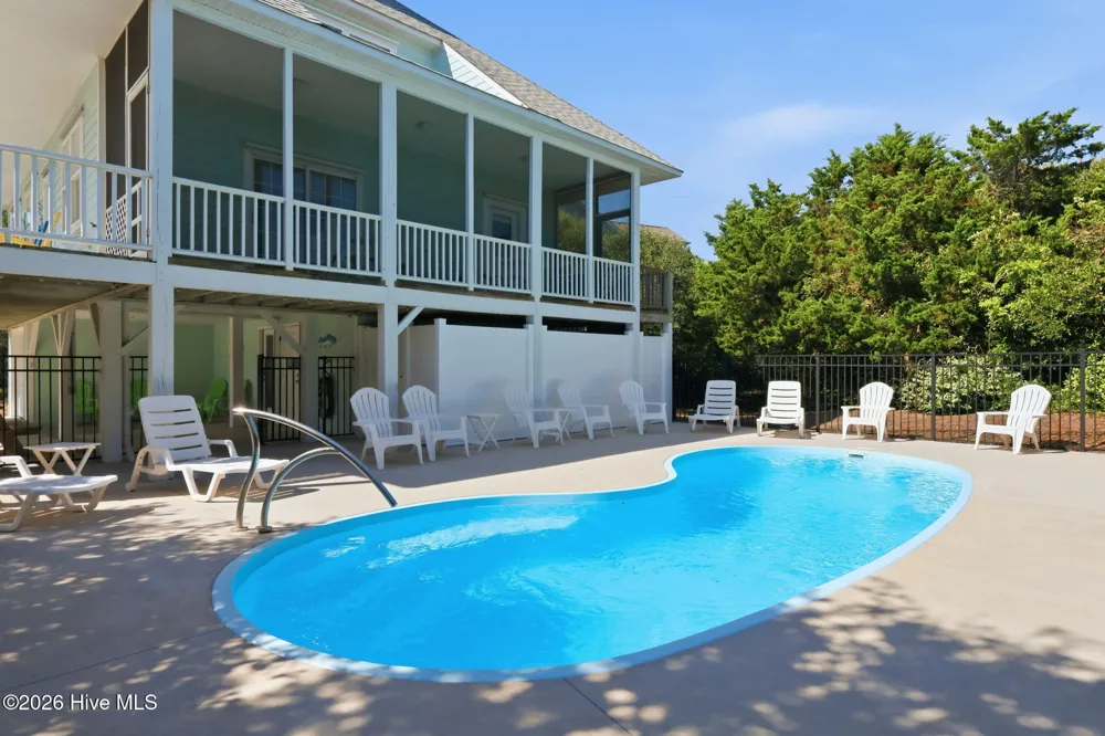 102 Alex Court Emerald Isle, NC 28594