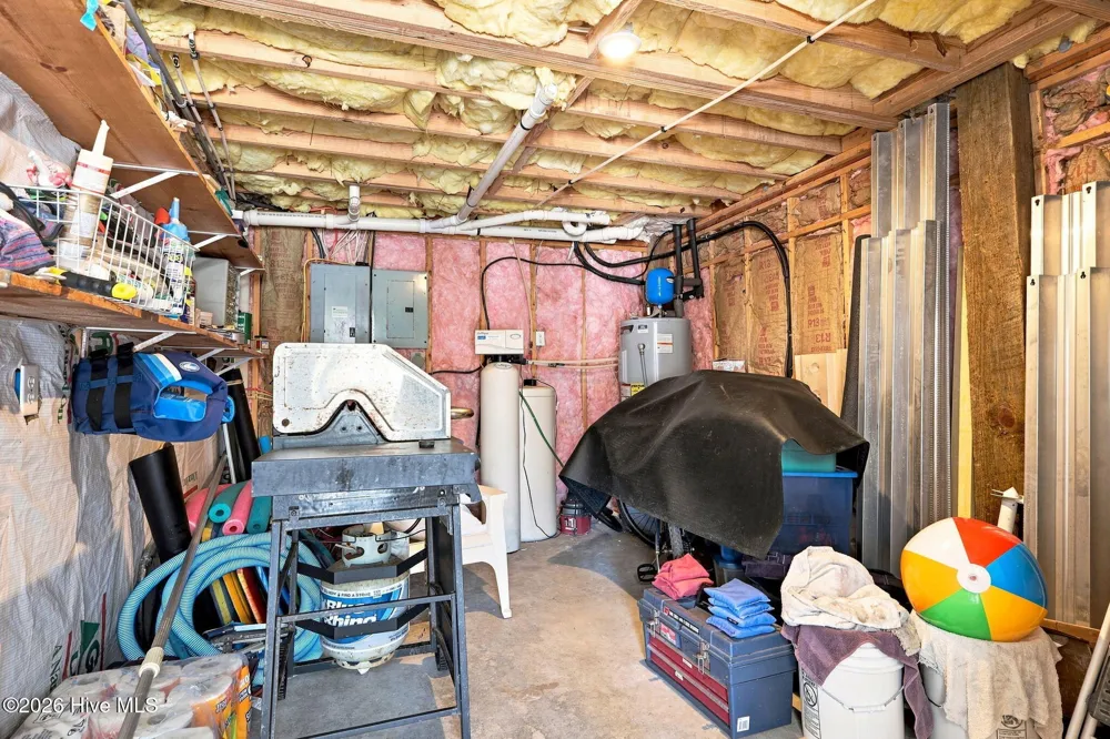 102 Alex Court Emerald Isle, NC 28594