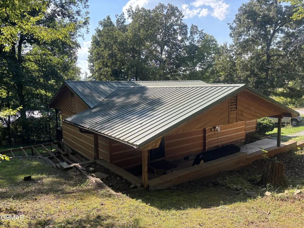 1204 Piney Mountain Road Newport, TN 37821