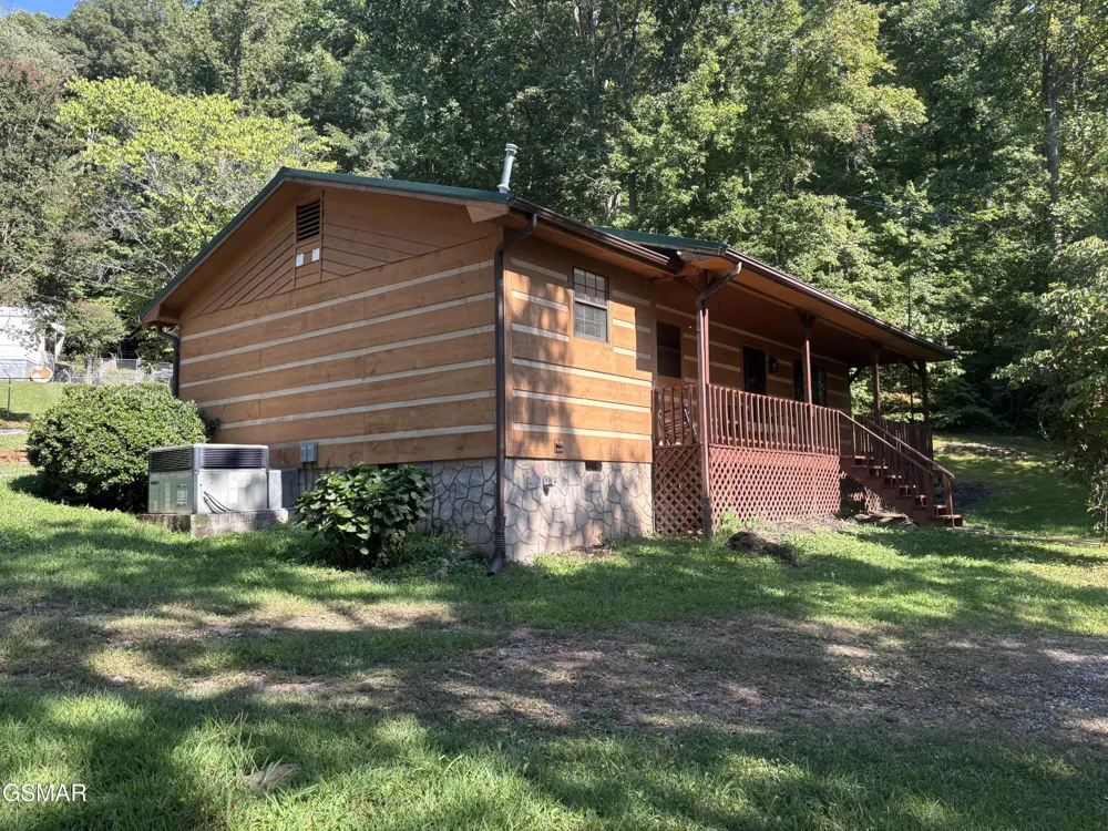 1204 Piney Mountain Road Newport, TN 37821