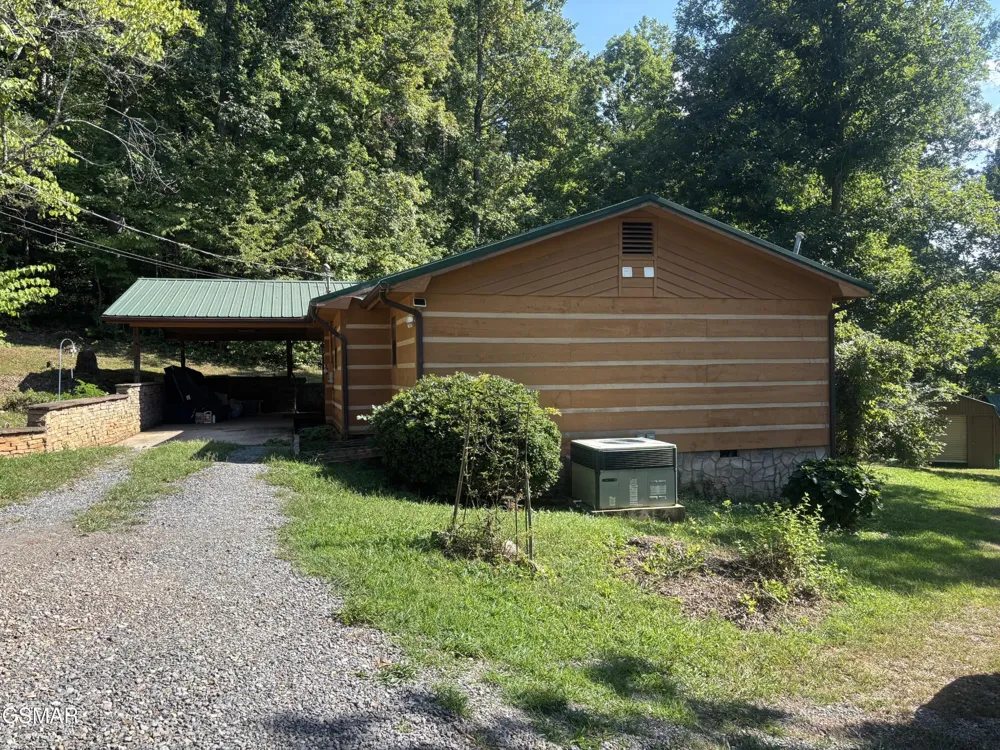 1204 Piney Mountain Road Newport, TN 37821