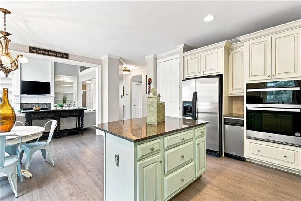 1843 Royal Troon Court Duluth, GA 30097