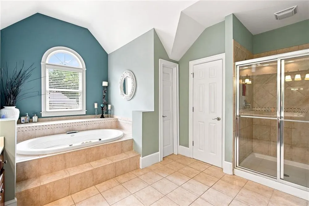 1843 Royal Troon Court Duluth, GA 30097