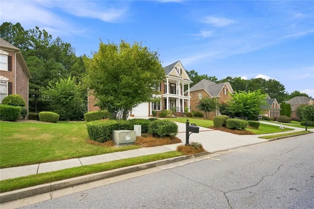 1843 Royal Troon Court Duluth, GA 30097