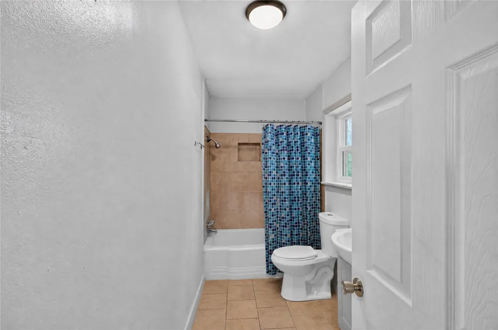 6615 Beldart Street Houston, TX 77087