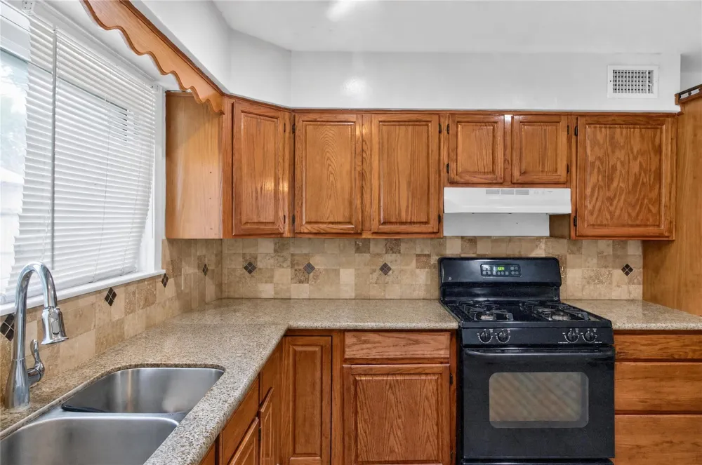 6615 Beldart Street Houston, TX 77087