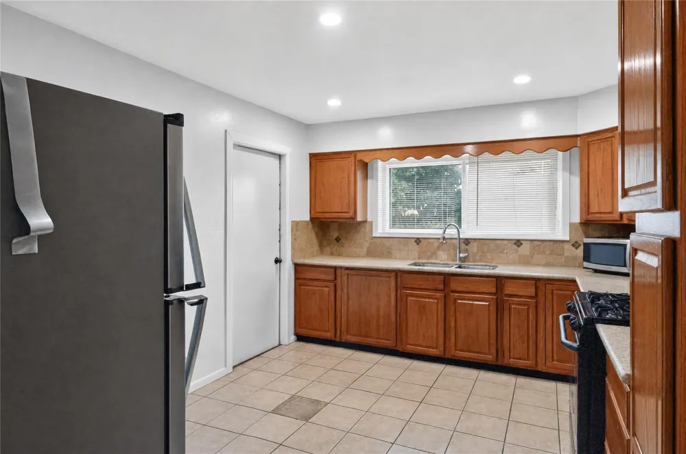 6615 Beldart Street Houston, TX 77087