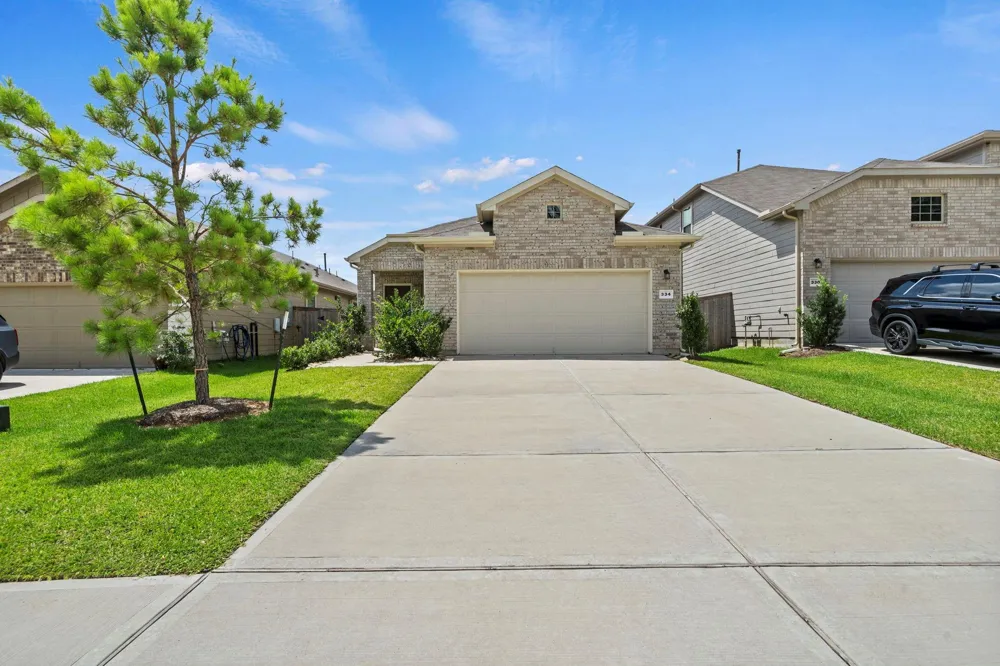 334 Maple Bark Trail Conroe, TX 77378