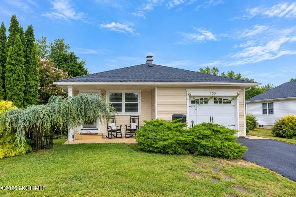 103 Guadeloupe Drive Toms River, NJ 08757