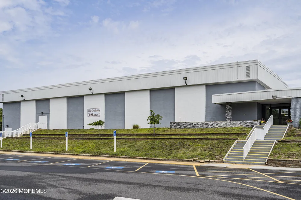 103 Guadeloupe Drive Toms River, NJ 08757