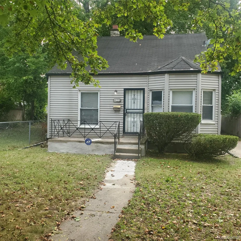 18231 PEMBROKE AVENUE Detroit City, MI 48219