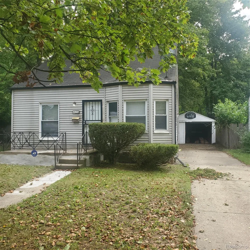 18231 PEMBROKE AVENUE Detroit City, MI 48219