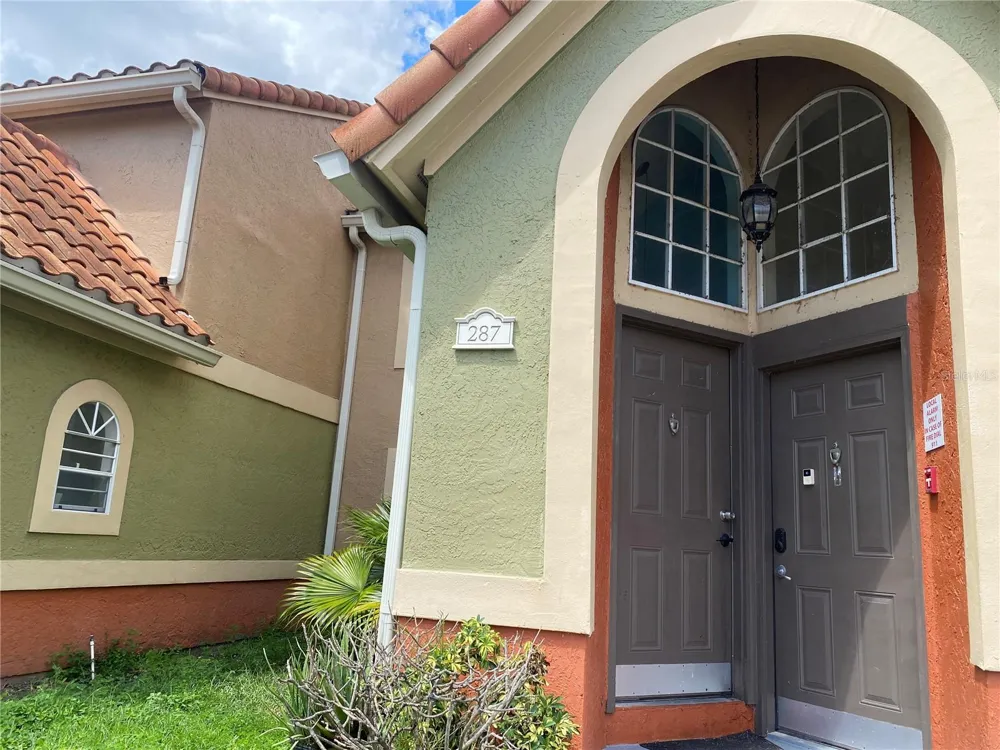 433 FOUNTAINHEAD CIRCLE #287 Kissimmee, FL 34741