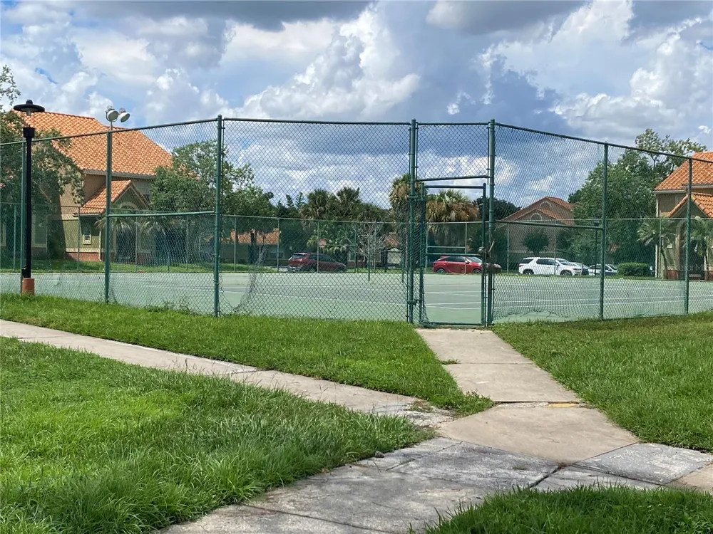 433 FOUNTAINHEAD CIRCLE #287 Kissimmee, FL 34741