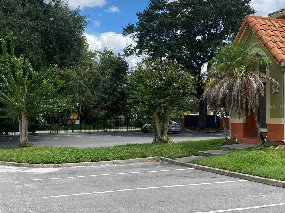 433 FOUNTAINHEAD CIRCLE #287 Kissimmee, FL 34741