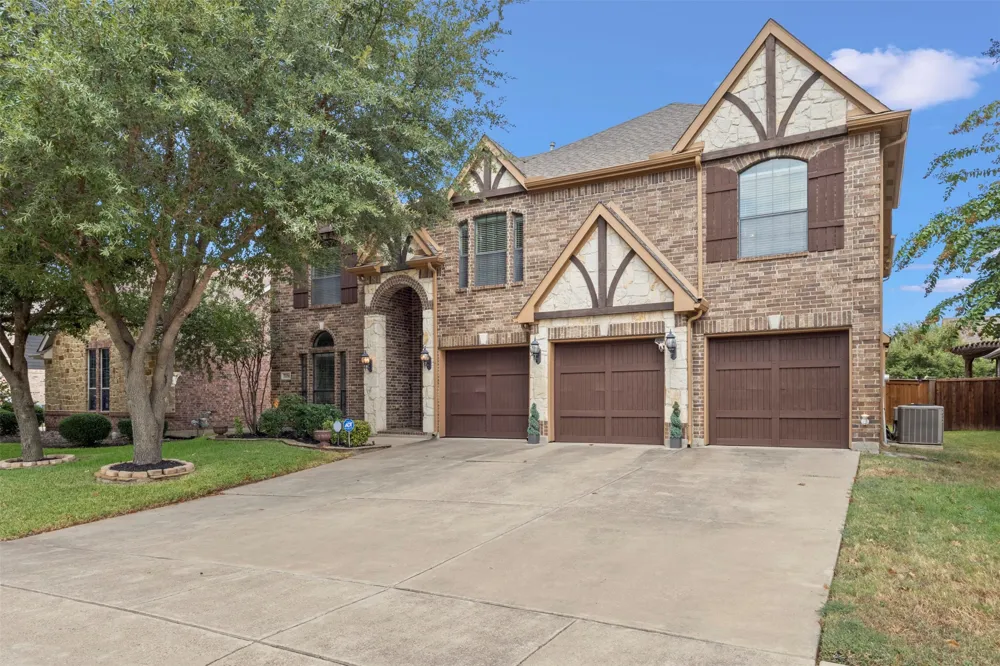 7256 Rueda Grand Prairie, TX 75054