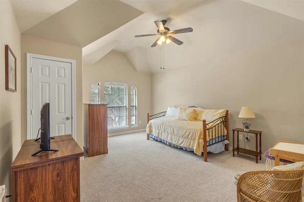 7256 Rueda Grand Prairie, TX 75054