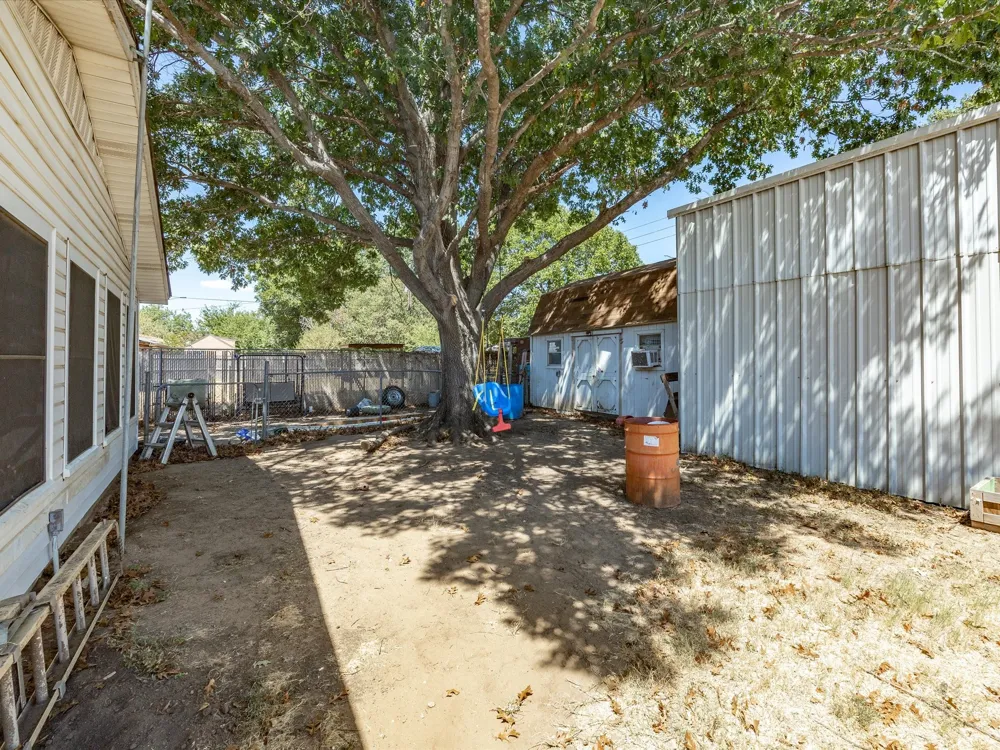 100 NW Jill Ann Drive Burleson, TX 76028