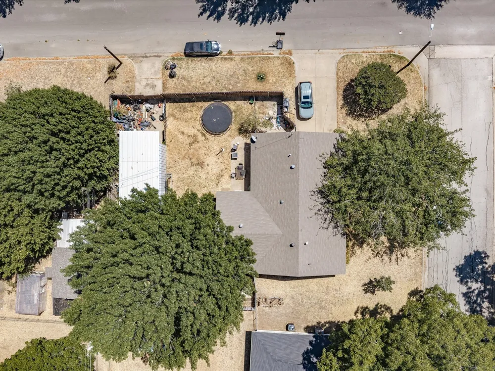 100 NW Jill Ann Drive Burleson, TX 76028