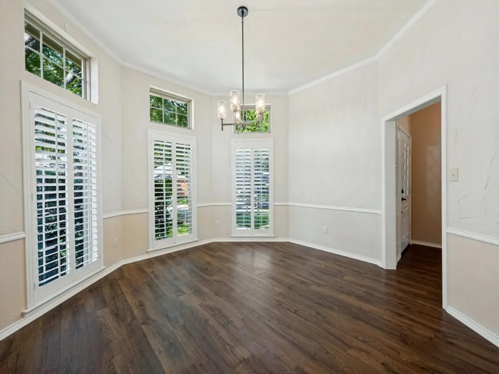 4304 Country Brook Drive Dallas, TX 75287