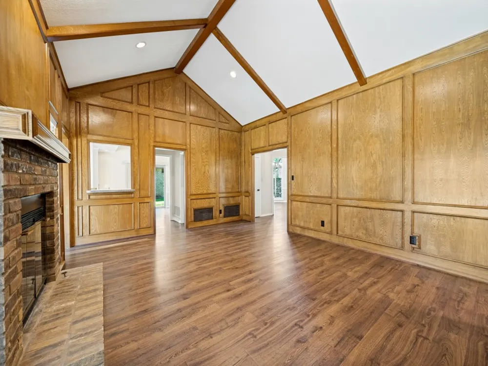 4304 Country Brook Drive Dallas, TX 75287