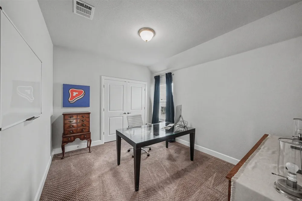 8229 Plumbago Way Dallas, TX 75252