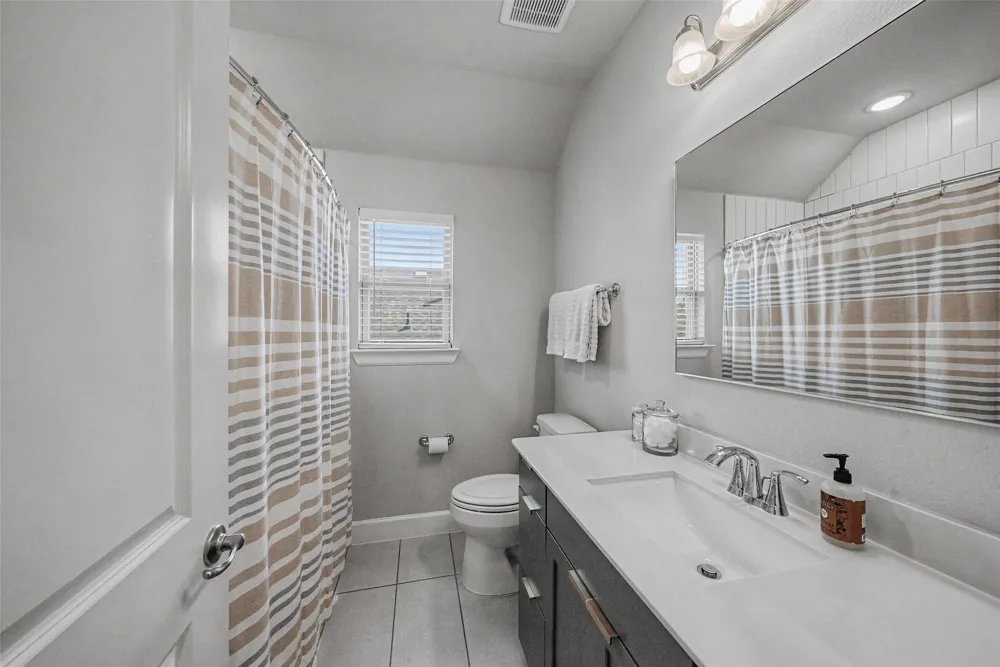 8229 Plumbago Way Dallas, TX 75252